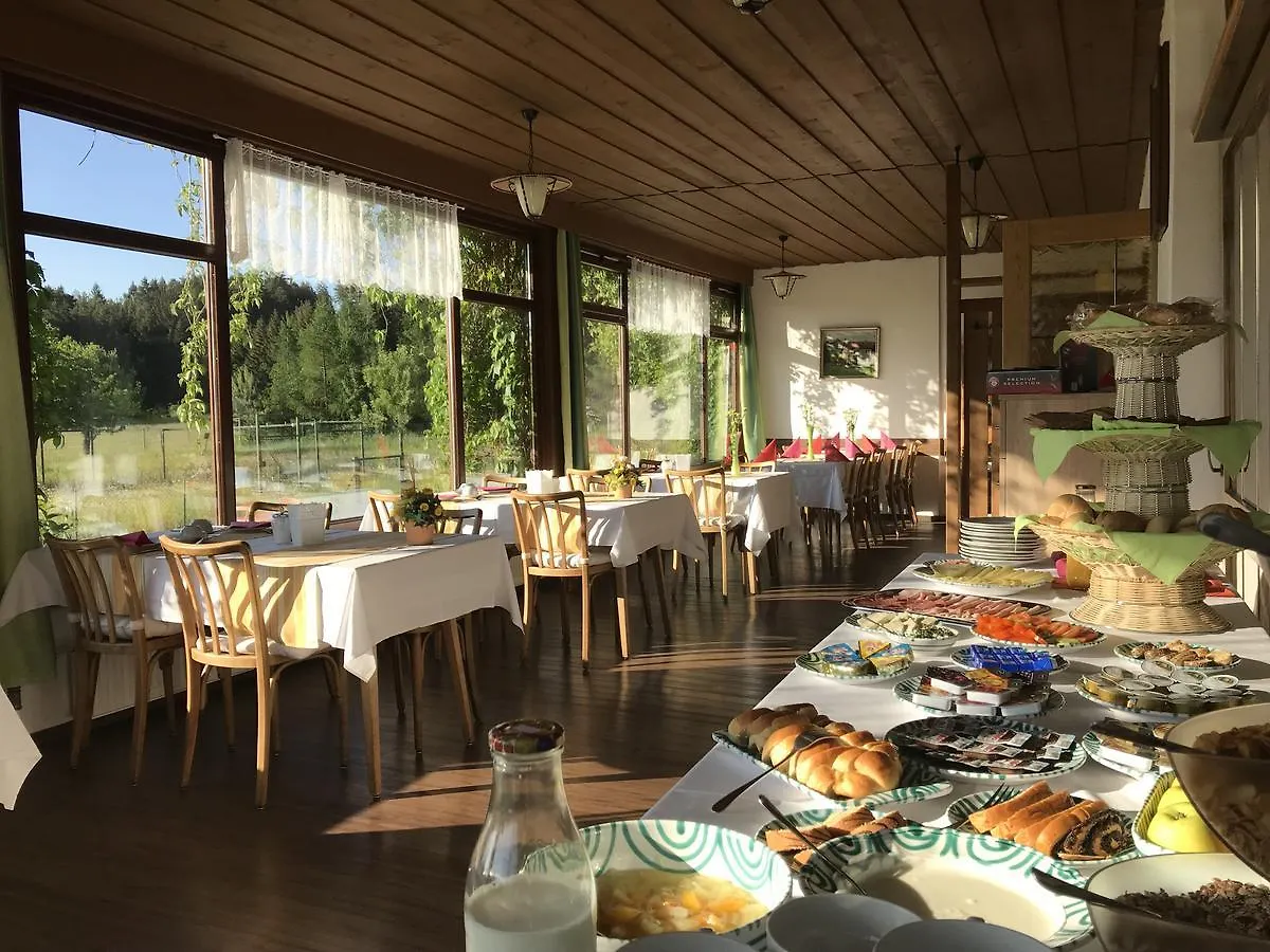 Landhotel Gasthof Eichhof Natters 2*,